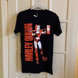 Hot topic Harley Quinn t shirt